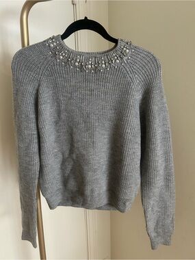 Forever 21 Gray Embellished Pearl Rhinestone Knit Sweater Size Medium